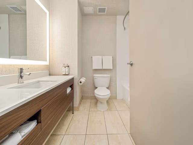 Suite, Multiple Beds