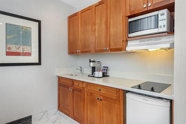Standard Room, 1 Queen Bed, Accessible, Refrigerator & Microwave