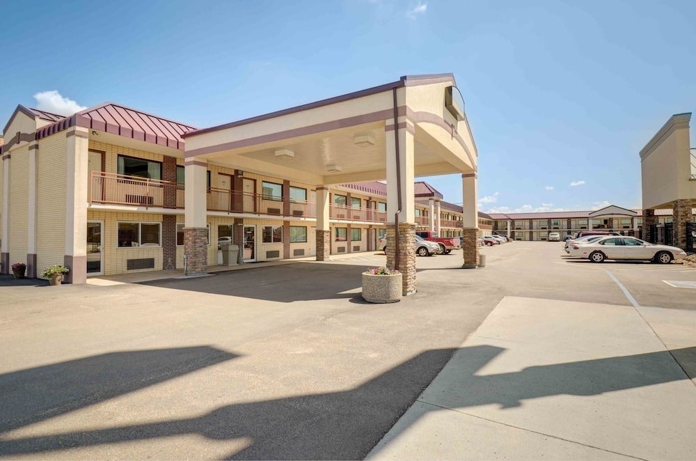 HOWARD JOHNSON INN - NORTH PLATTE1