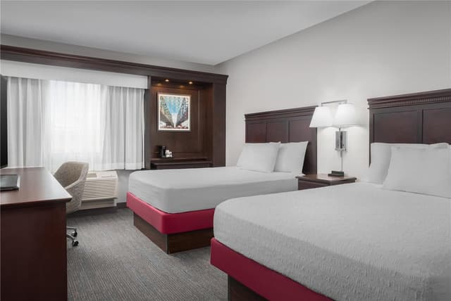 2 QUEEN BEDS NONSMOKING