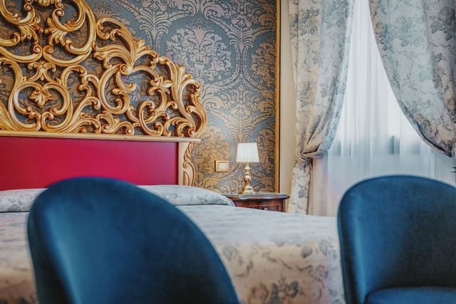 Room (King Deluxe)