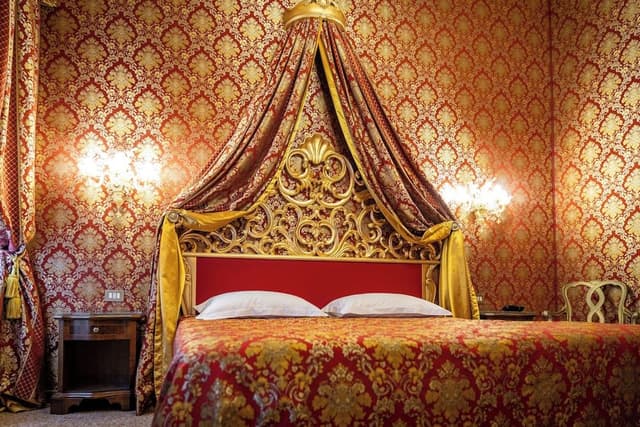 Room (King Deluxe)