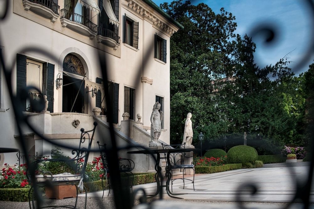 Villa Franceschi Hotel3