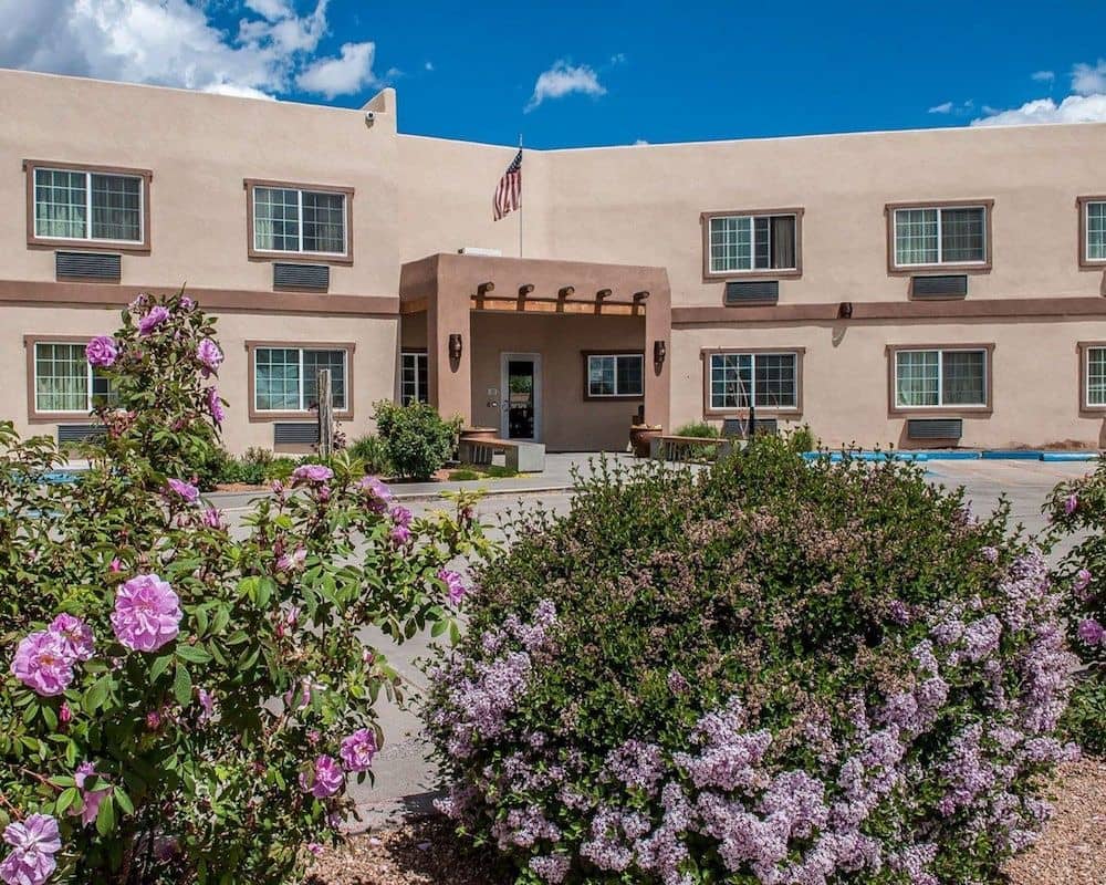 ECONO LODGE INN & SUITES SANTA FE ECONO LODGE INN & SUITES SANTA FE