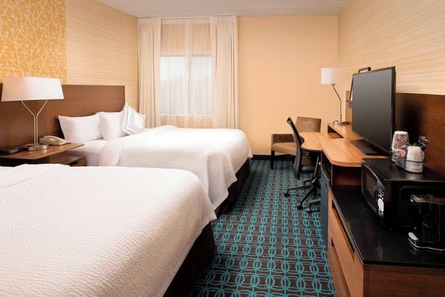 Room, 2 Queen Beds (Hearing Accessible)