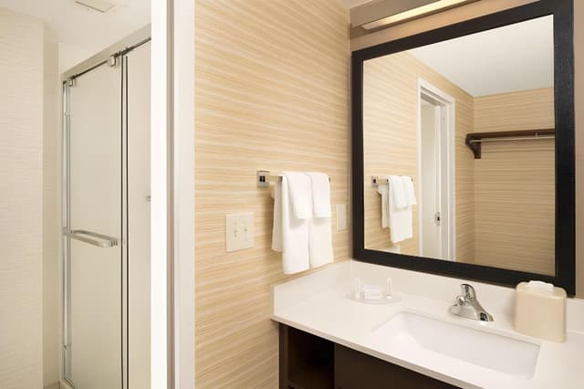 Room, 2 Queen Beds (Hearing Accessible)