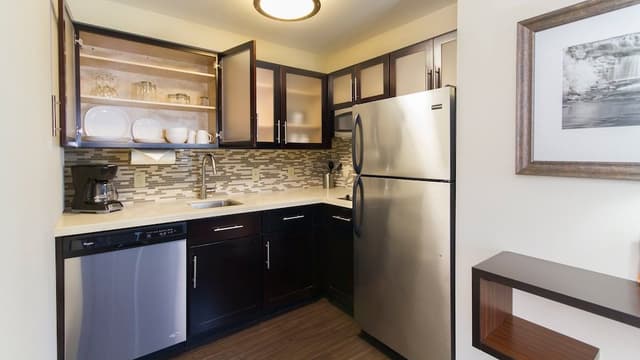 Suite, 1 Bedroom, Kitchen