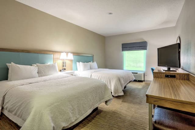 2 QUEEN BEDS NONSMOKING