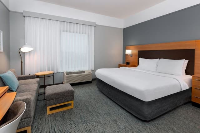 Studio Suite, 1 King Bed