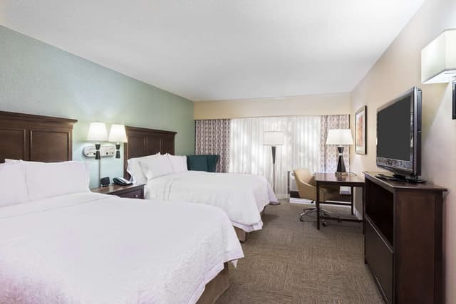 2 DOUBLE BEDS NONSMOKING