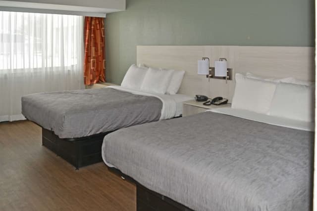 Room, 2 Queen Beds, Non Smoking