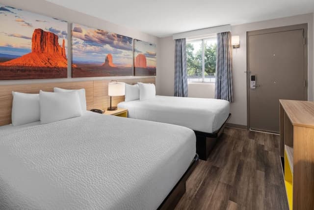 Room, 2 Double Beds, Mobility Accessible, Non Smoking (Roll-in Shower)