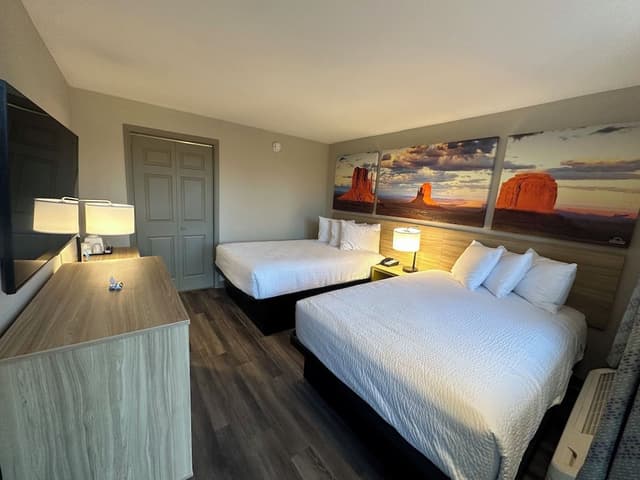 Room, 2 Double Beds, Mobility Accessible, Non Smoking (Roll-in Shower)