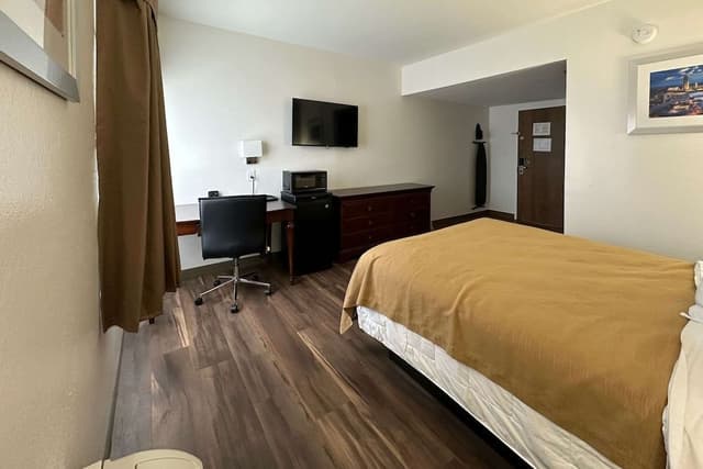 Room, 1 King Bed, Accessible, Non Smoking