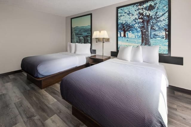 Suite, 2 Double Beds, Non Smoking