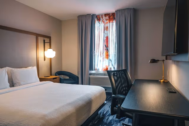 Room, 1 King Bed