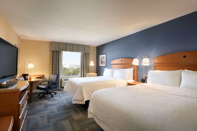 2 QUEEN BEDS NONSMOKING