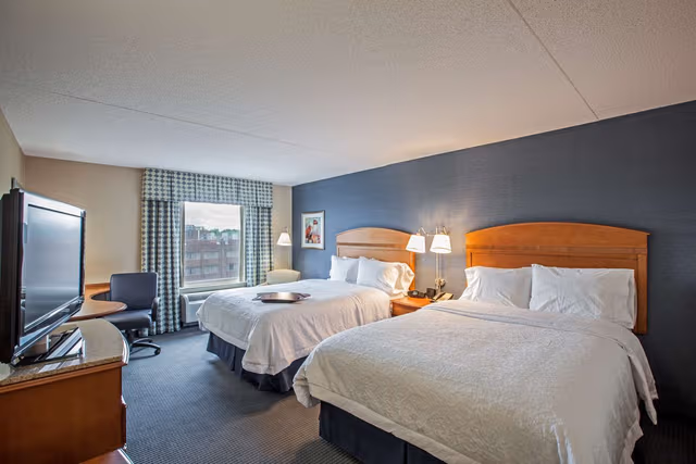 2 QUEEN BEDS NONSMOKING