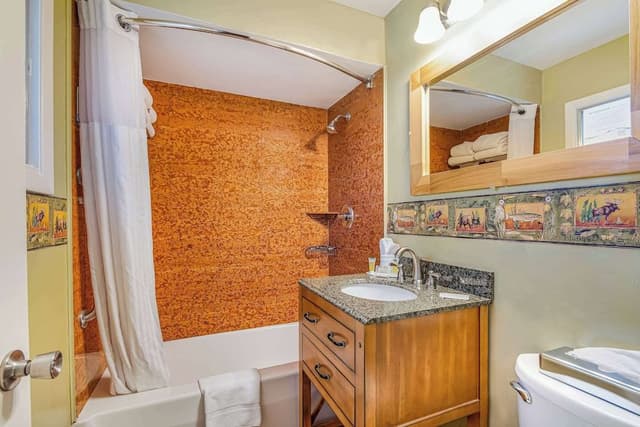 Efficiency, Room, 2 Queen Beds, Non Smoking