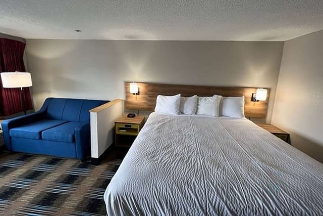 Studio Suite, 1 King Bed, Non Smoking