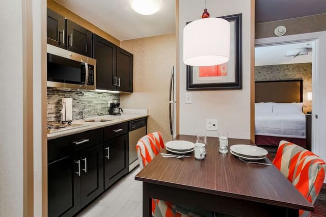 Suite, 1 King Bed, Accessible, Non Smoking (Mobility & Hearing, Roll-in Shower)