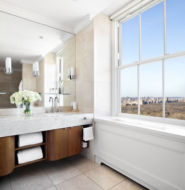 Suite (Metropolitan)
