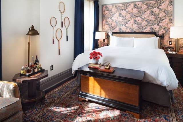 Deluxe Room, 1 King Bed