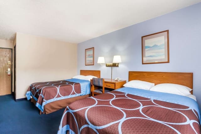 Double Room, 2 Double Beds