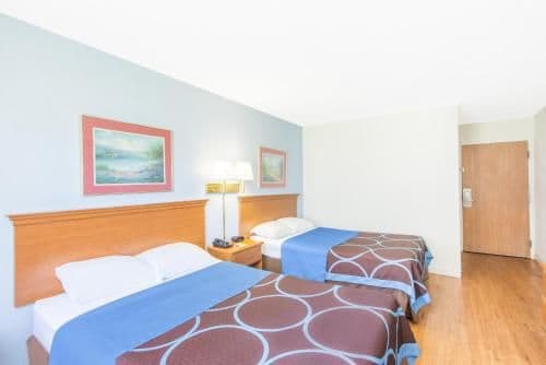 2 Double Beds Non-Smoking