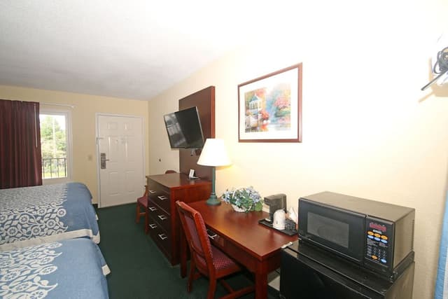 Double Room, 2 Queen Beds, Non Smoking