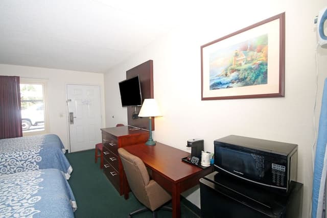 Double Room, 2 Queen Beds, Non Smoking