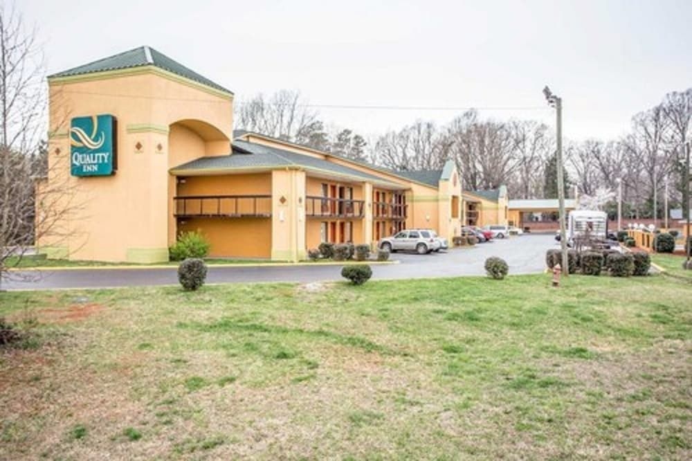 QUALITY INN KINGS MOUNTAIN3