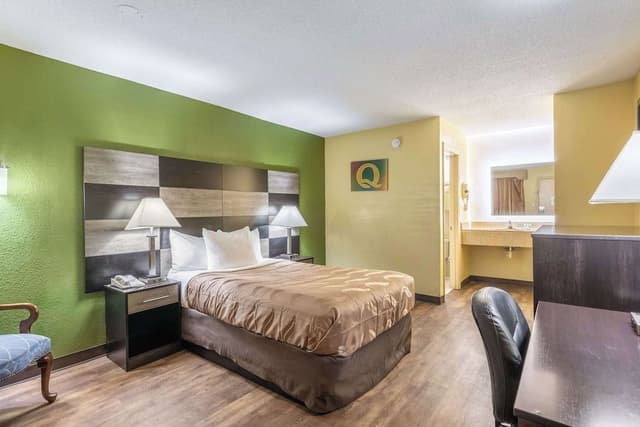 Room, 1 Double Bed, Accessible, Smoking