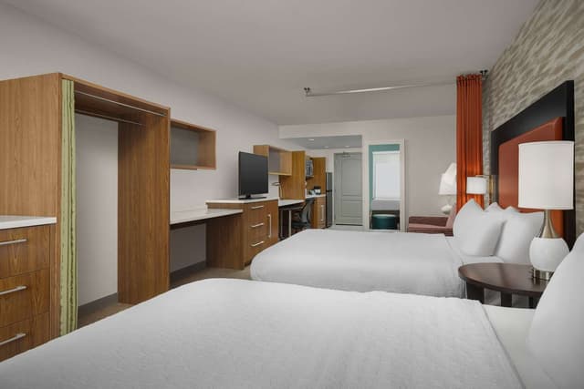2 QUEEN BEDS STUDIO NONSMOKING