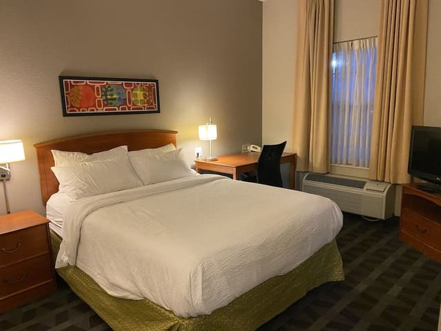 Suite, 2 Queen Beds, Non Smoking