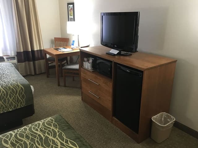 Standard Room, 2 Queen Beds, Non Smoking