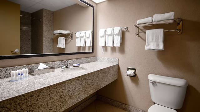 Suite, Multiple Beds, Non Smoking, Refrigerator & Microwave