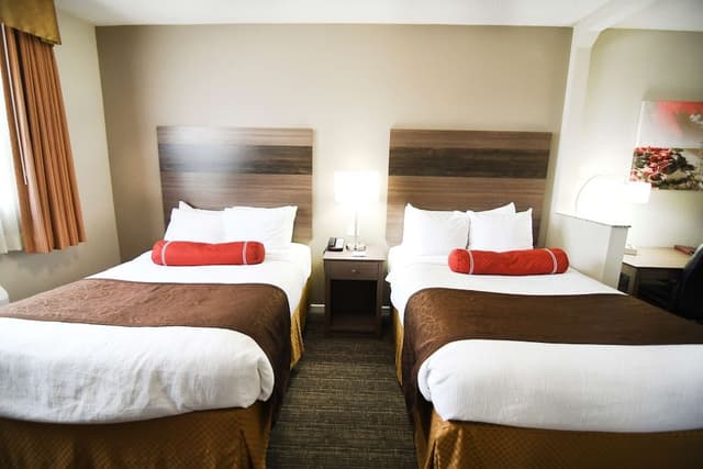 Suite, Multiple Beds, Non Smoking, Refrigerator & Microwave