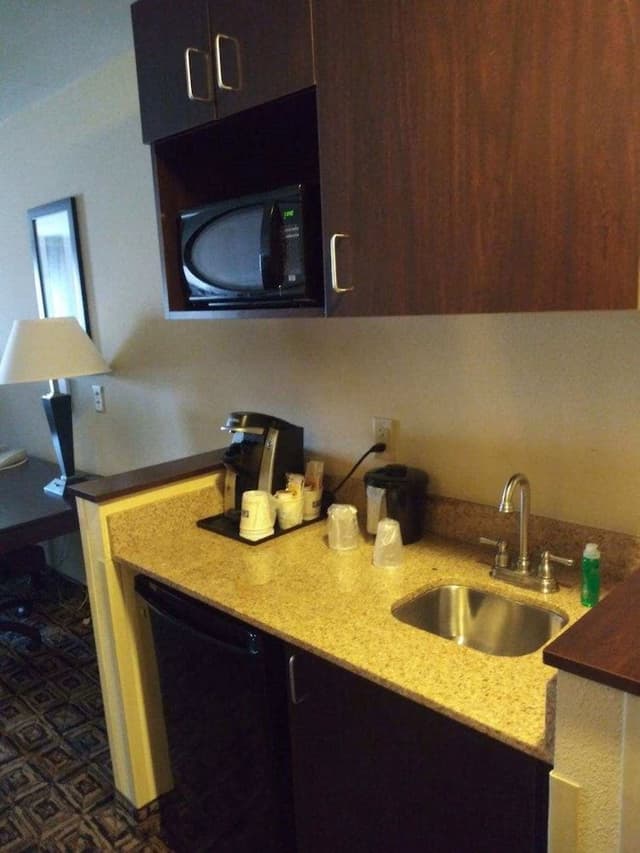 Suite, 1 King Bed