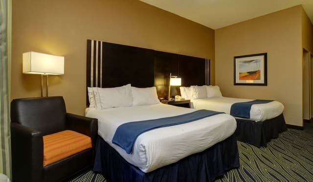 Standard Room, 2 Queen Beds, Accessible (Communications)