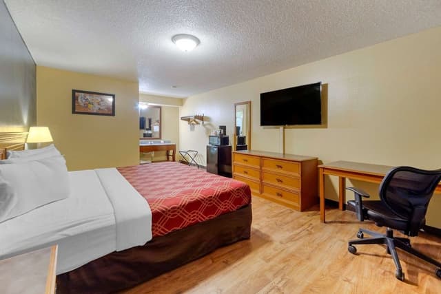 Standard Room, 1 King Bed, Non Smoking