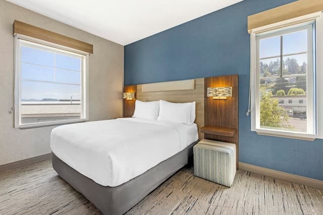Suite, Multiple Beds