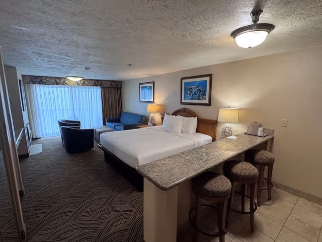 Premium Room, 1 King Bed, Balcony, Ocean View