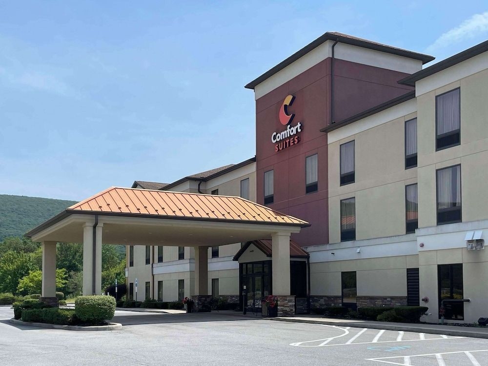 COMFORT SUITES ALTOONA3