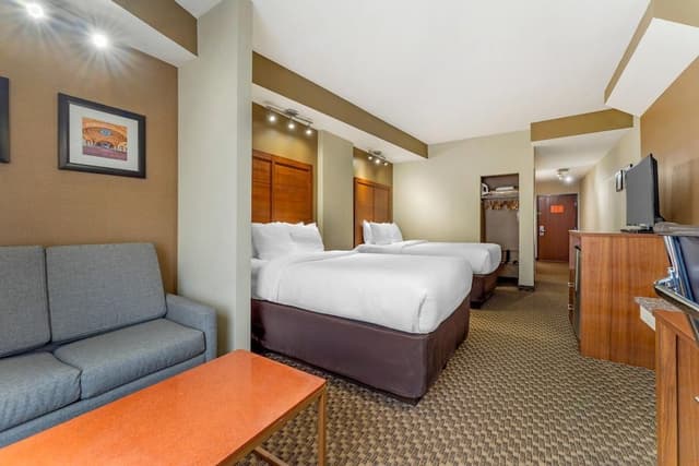 Suite, Multiple Beds, Non Smoking