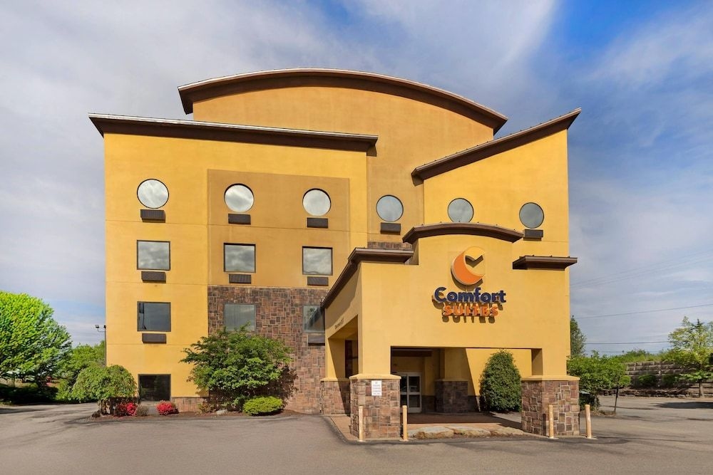 COMFORT SUITES MONROEVILLE2