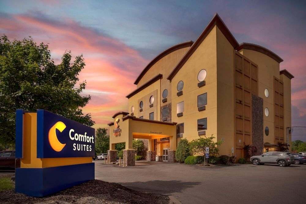 COMFORT SUITES MONROEVILLE0
