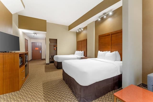 Suite, 2 Double Beds, Accessible, Non Smoking