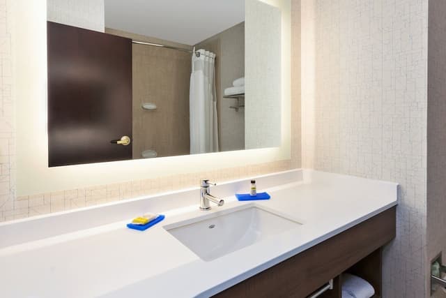 Suite, Multiple Beds