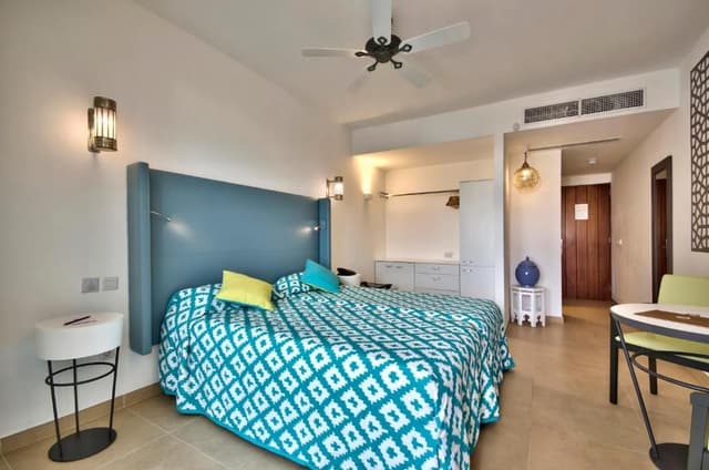 Double or Twin Room with Sea View